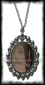 Gothic Victorian Necklace - Holy Communion